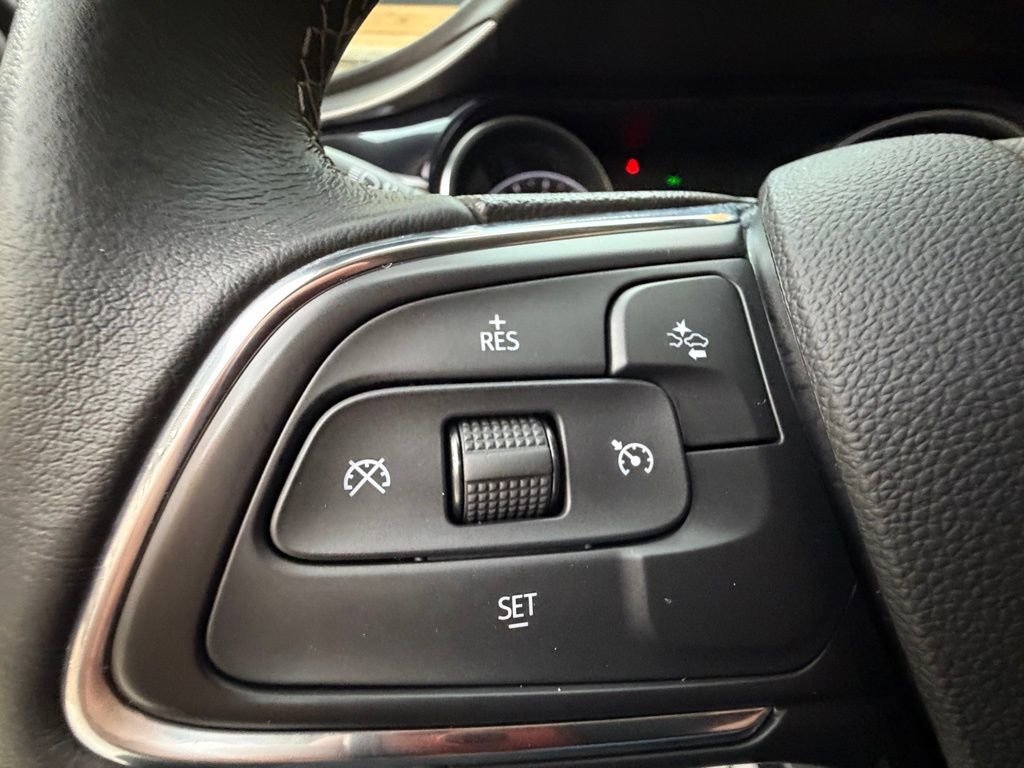 Used 2023 Buick Encore GX Select image 21