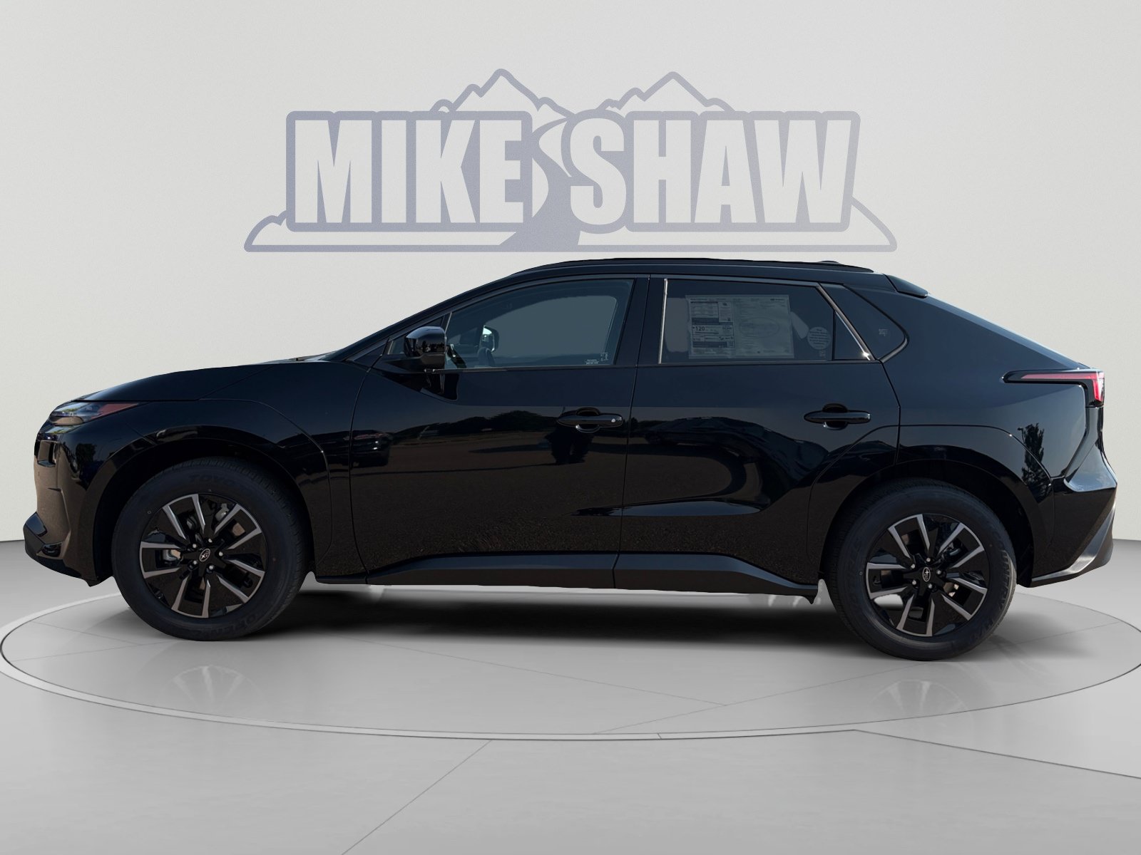 New 2026 Subaru Solterra w/ Premium Convenience Package AWD/4WD image 2