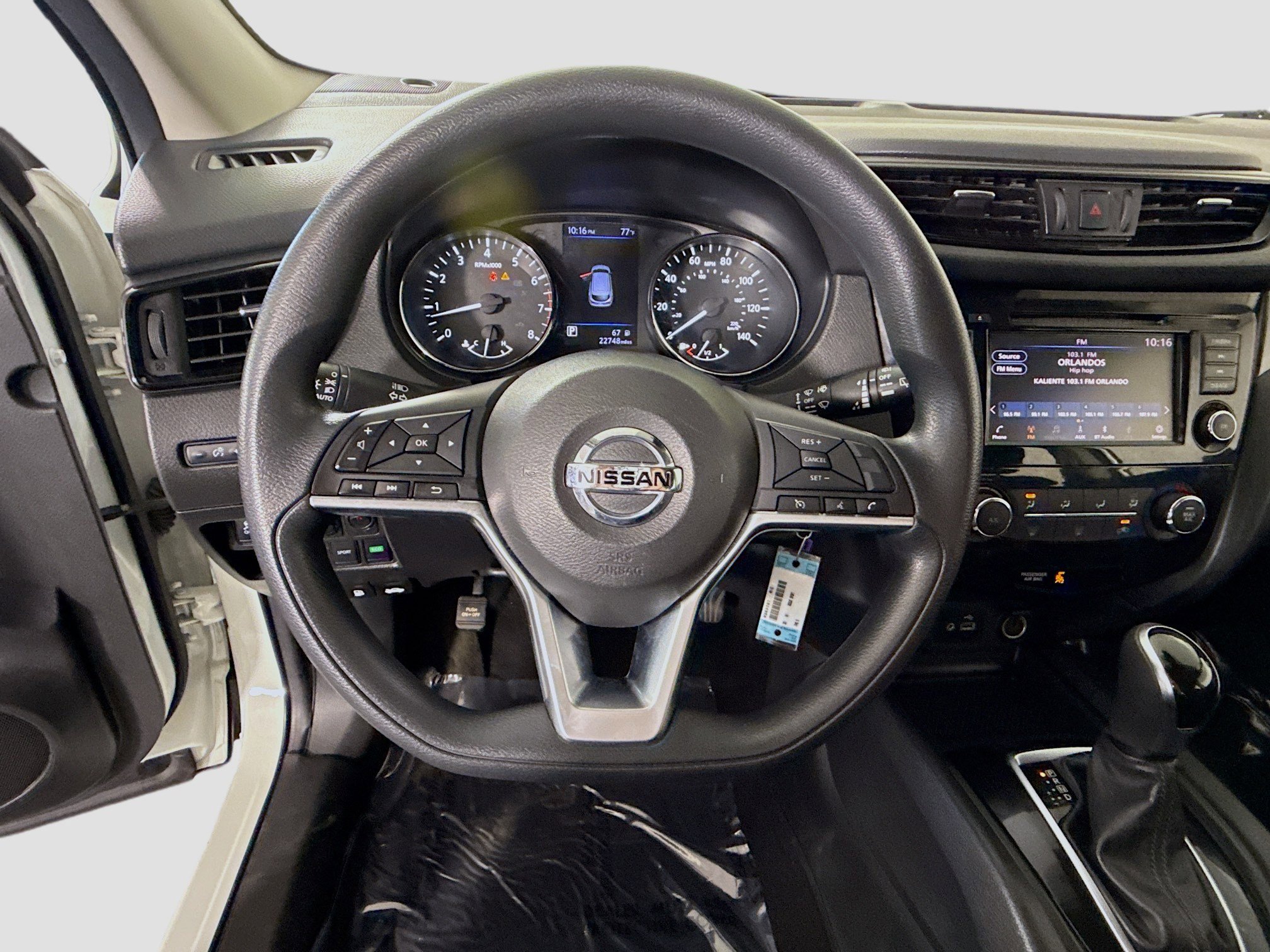 Used 2020 Nissan Rogue Sport S image 13