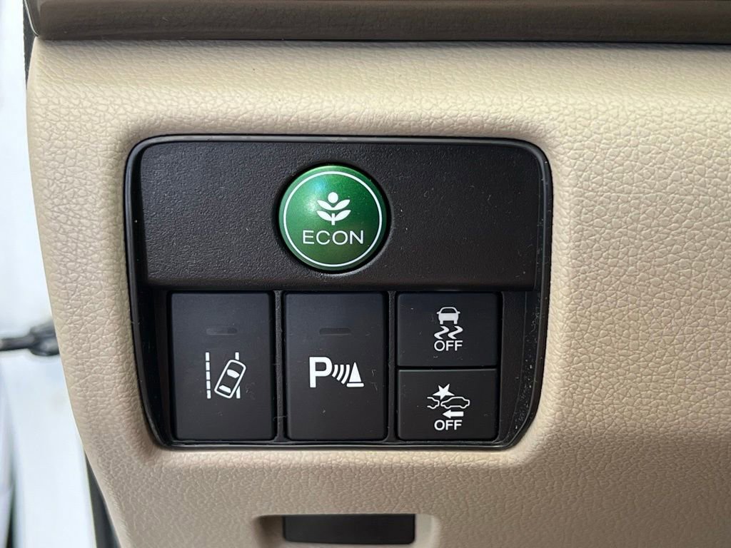 Used 2016 Honda Accord Touring image 22
