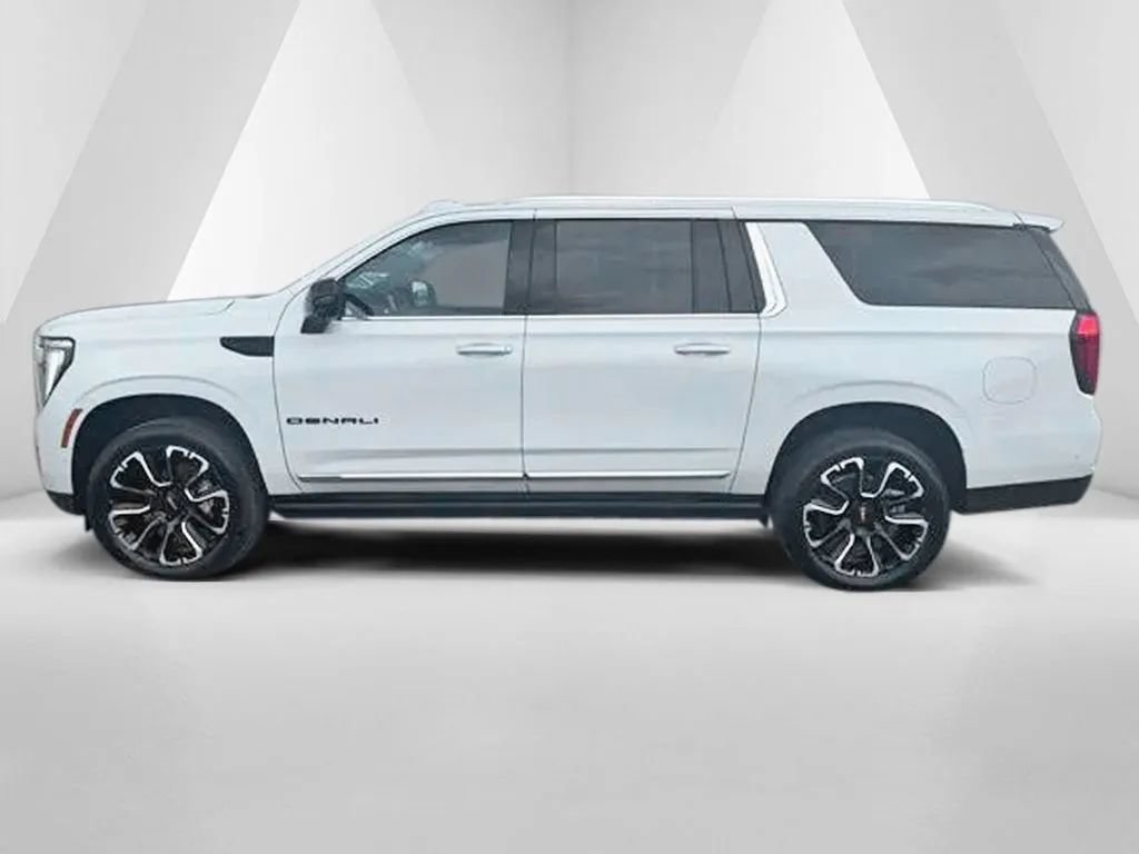 New 2026 GMC Yukon XL Denali w/ Sun & Power Step Package AWD/4WD image 4