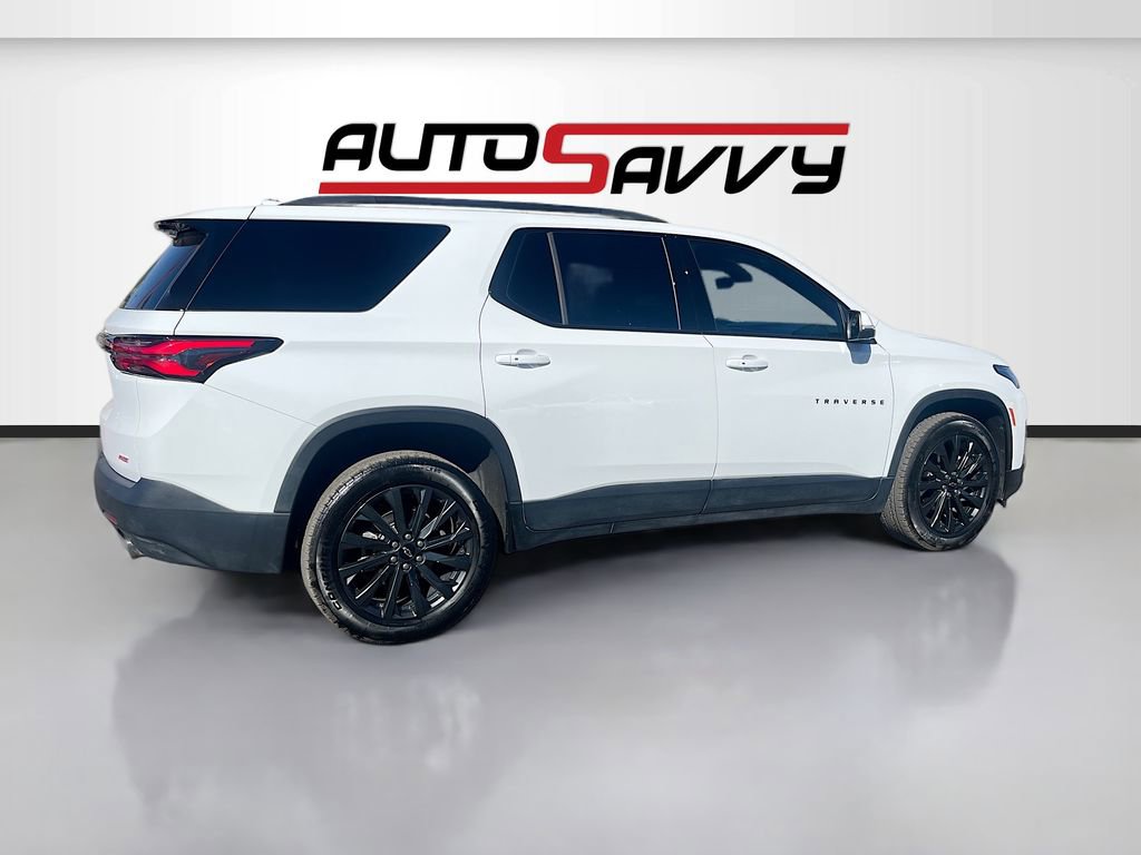 Used 2023 Chevrolet Traverse RS w/ LPO, Floor Liner Package FWD image 7