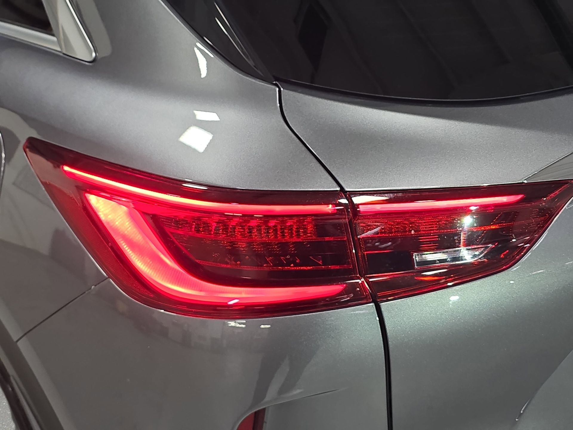 Used 2025 INFINITI QX50 Luxe image 33