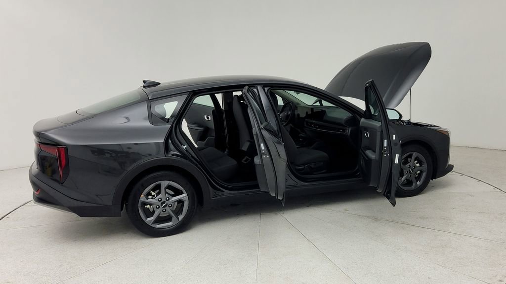 Used 2025 Kia K4 FWD image 14