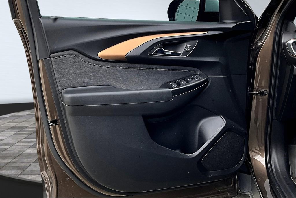 Used 2022 Chevrolet TrailBlazer ACTIV image 12