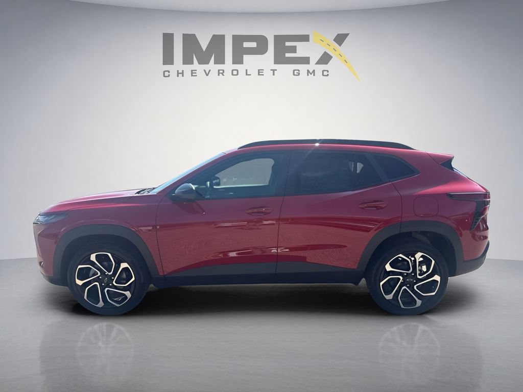 New 2026 Chevrolet Trax RS w/ Sunroof Package FWD image 2
