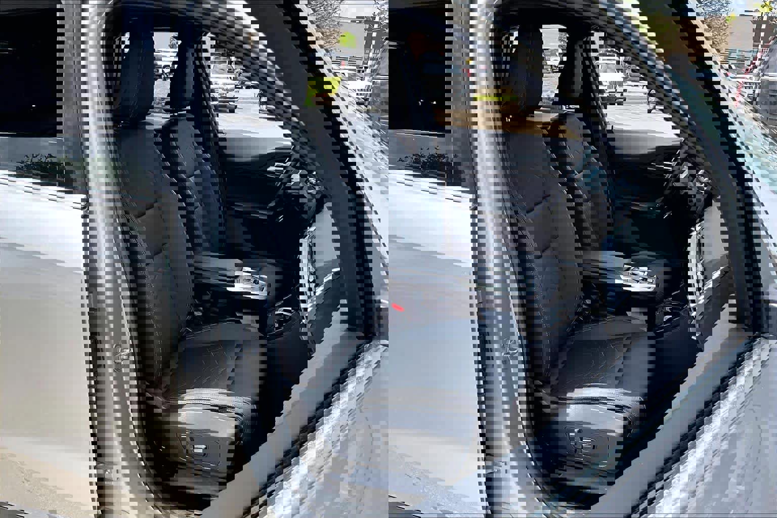 Used 2023 BMW X1 xDrive28i image 8