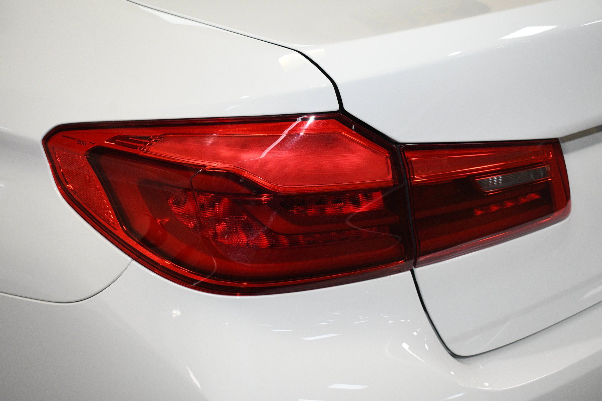 Used 2020 BMW 530i w/ Premium Package RWD image 60