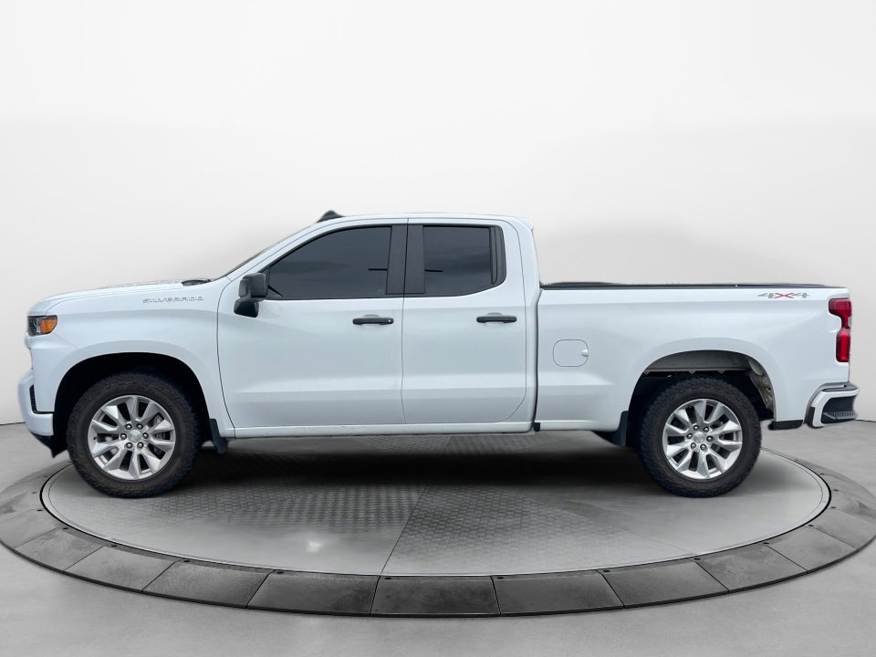 Used 2022 Chevrolet Silverado 1500 Custom image 4