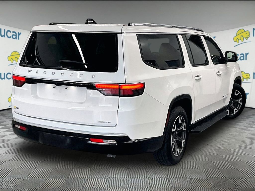Used 2024 Jeep Wagoneer L Series III w/ Flexible Seating Group image 6