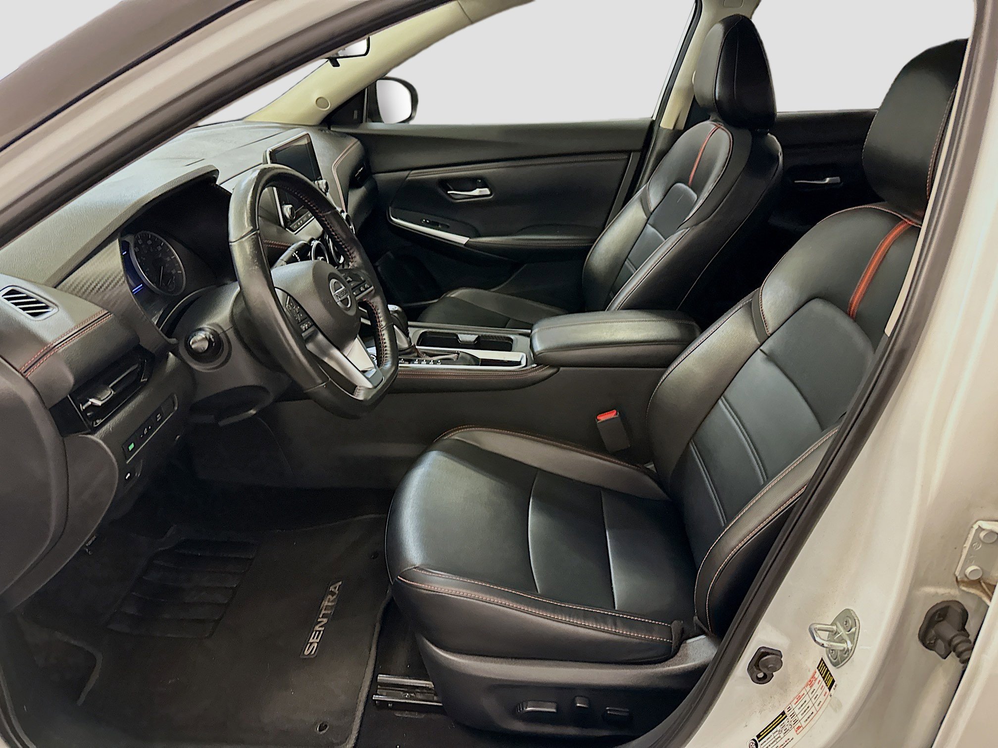 Used 2022 Nissan Sentra SR w/ SR Premium Package image 13