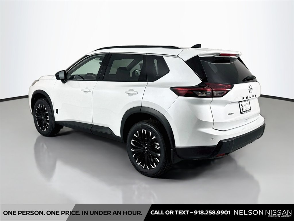 New 2026 Nissan Rogue Dark Armor FWD image 7