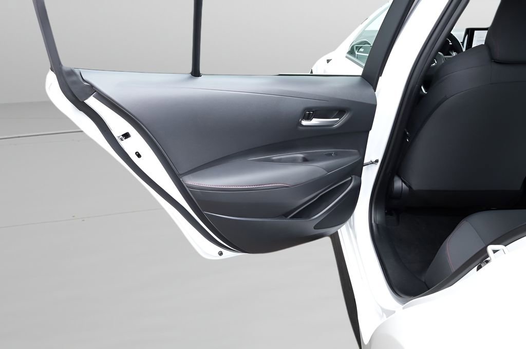 Certified 2023 Toyota Corolla SE w/ Carpet Mat Package (TMS) image 16
