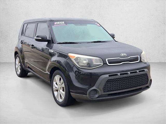 Used 2014 Kia Soul + FWD image 3