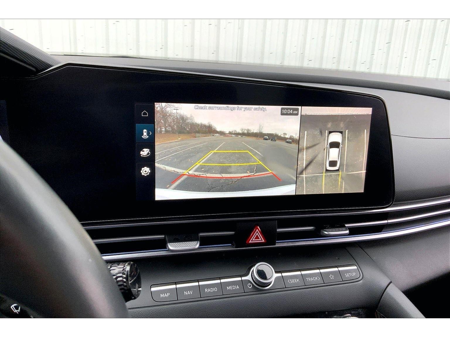 Used 2024 Hyundai Elantra Limited image 20