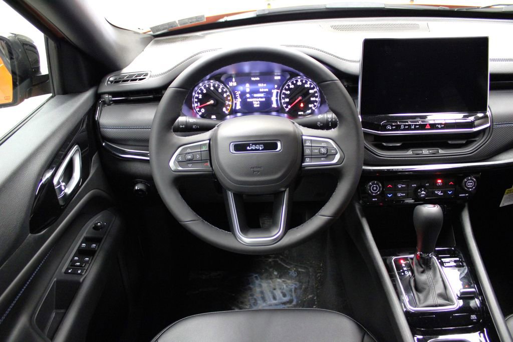 New 2026 Jeep Compass Limited image 12