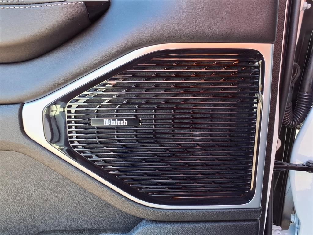 New 2026 Jeep Grand Wagoneer L Limited image 17