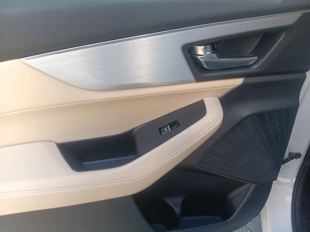 Used 2023 Acura MDX SH-AWD image 19