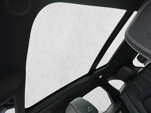 Certified 2025 Jaguar F-PACE R-Dynamic S image 29