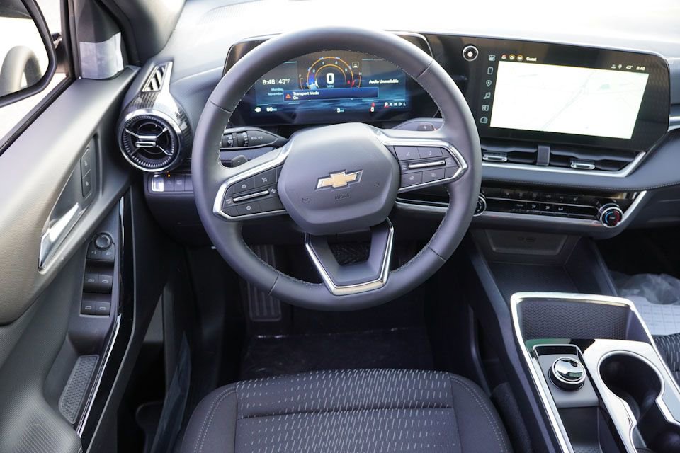 New 2026 Chevrolet Equinox LT w/ Safety and Technology Package image 12