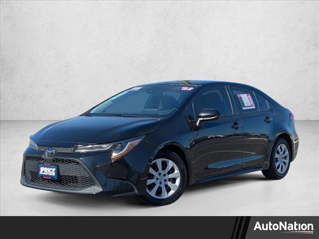 Used 2022 Toyota Corolla LE image 1