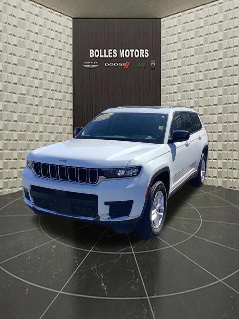 Certified 2023 Jeep Grand Cherokee L Laredo w/ Luxury Tech Group I AWD/4WD image 9