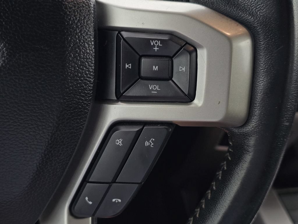 Used 2020 Ford F250 Lariat w/ Lariat Ultimate Package AWD/4WD image 17