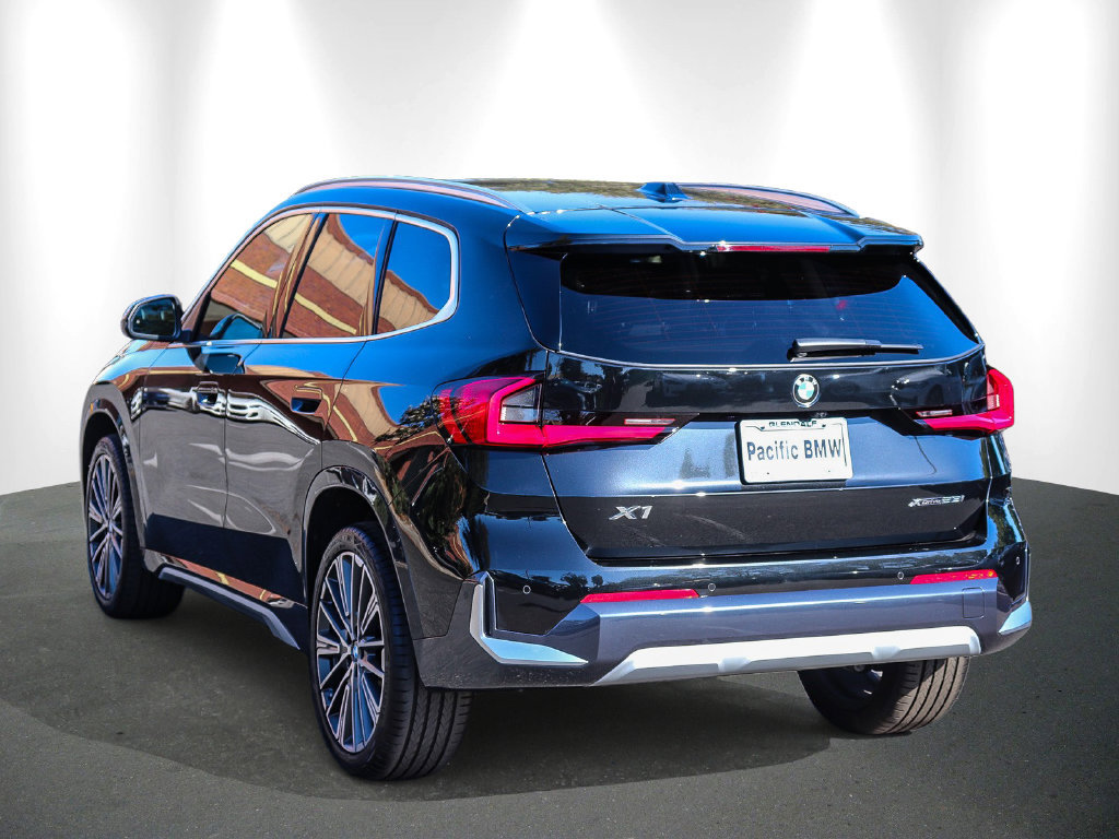 Used 2026 BMW X1 xDrive28i w/ Convenience Package AWD/4WD image 4