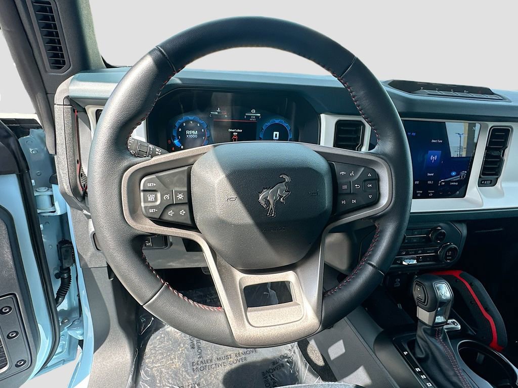 Used 2025 Ford Bronco Heritage Edition AWD/4WD image 11