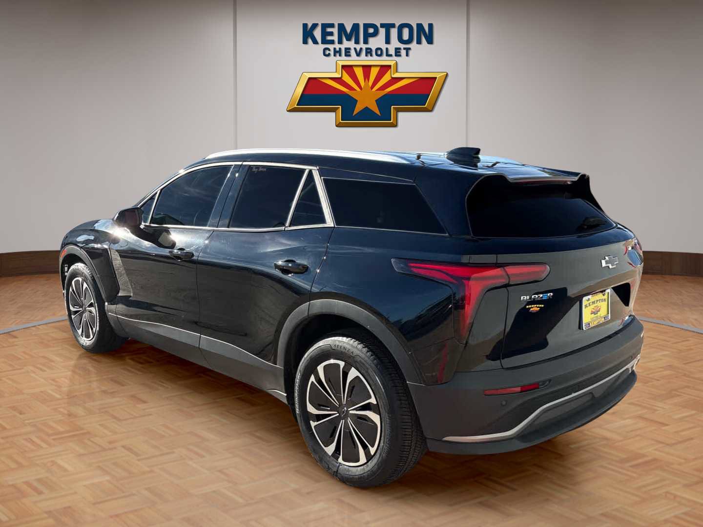 Used 2024 Chevrolet Blazer EV LT image 4