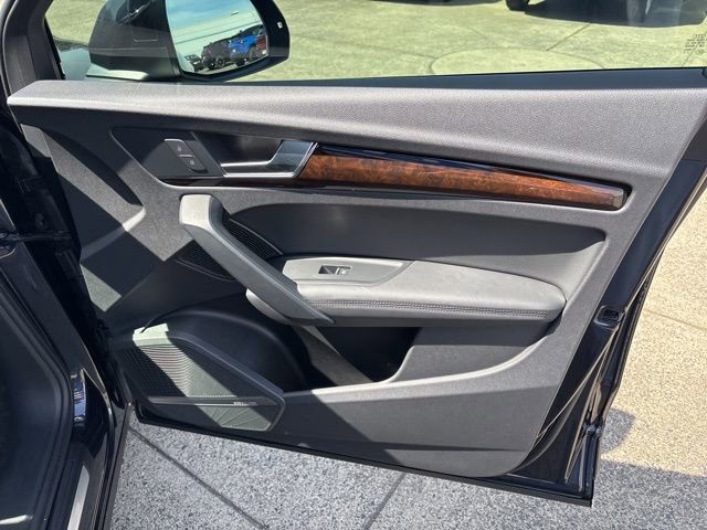 Used 2019 Audi Q5 2.0T Premium Plus w/ Premium Plus Package image 47