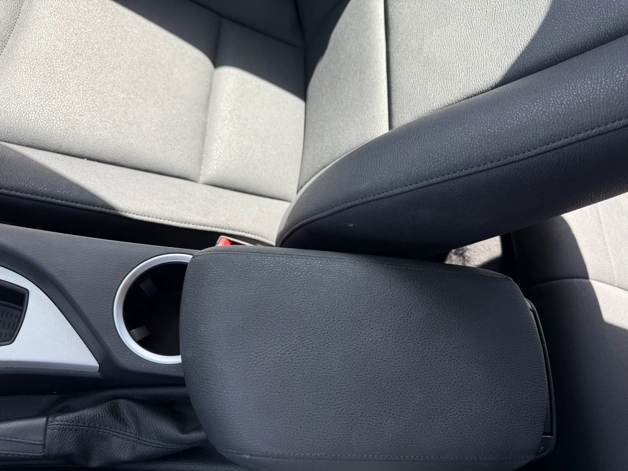 Used 2013 BMW X1 sDrive28i RWD image 13