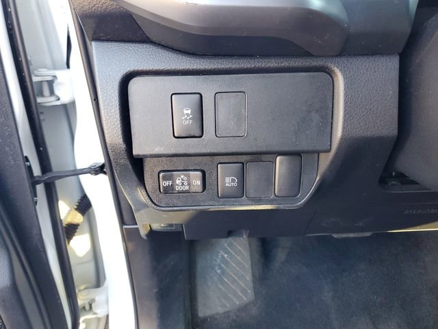 Used 2023 Toyota Tacoma SR image 14