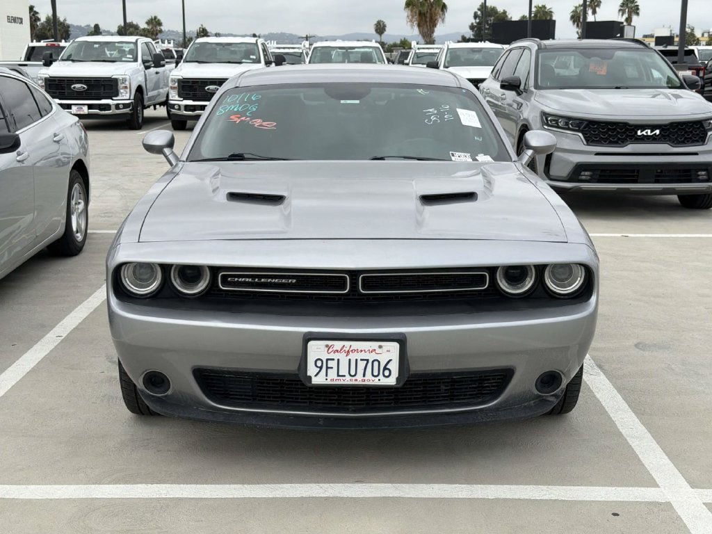 Used 2015 Dodge Challenger SXT w/ Sound Group RWD image 16