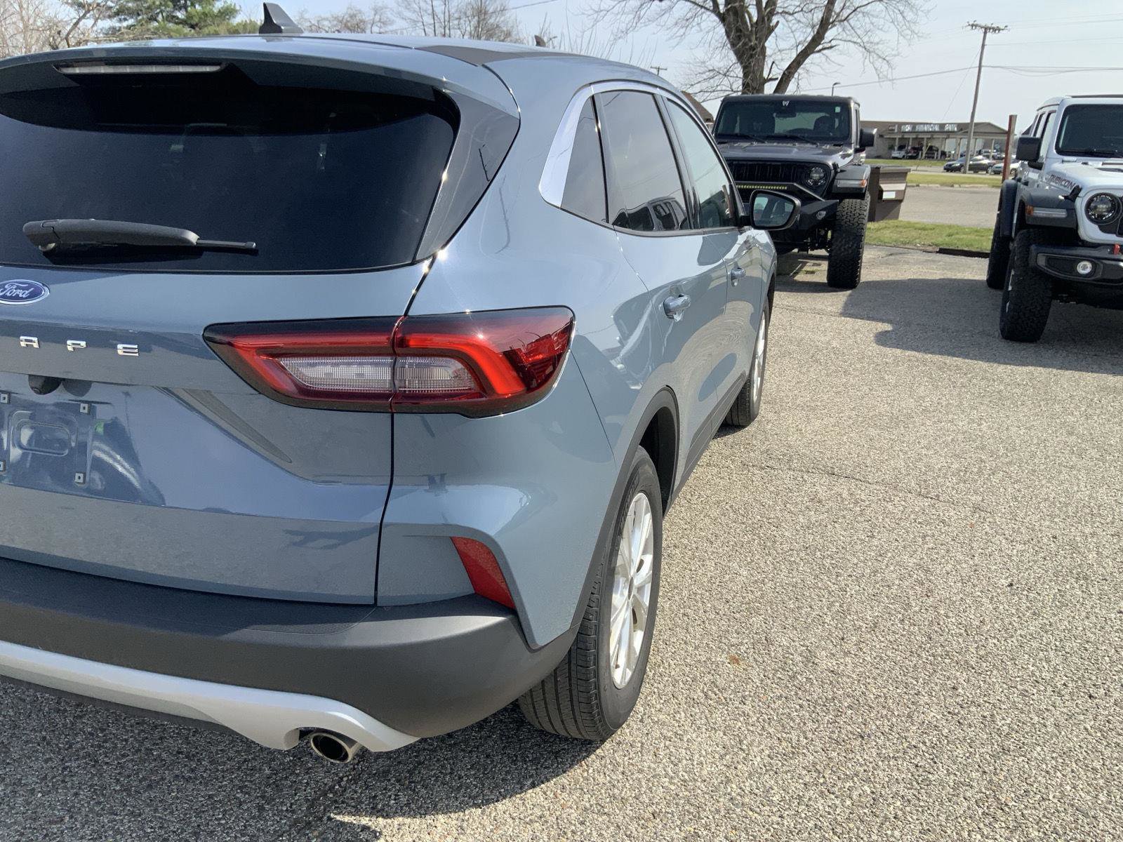 Used 2023 Ford Escape Active image 14