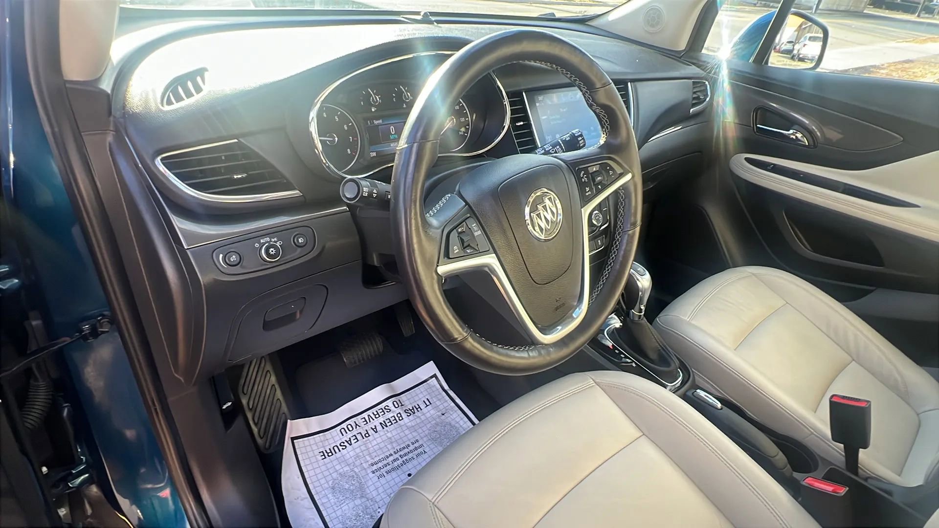 Used 2019 Buick Encore Essence image 24