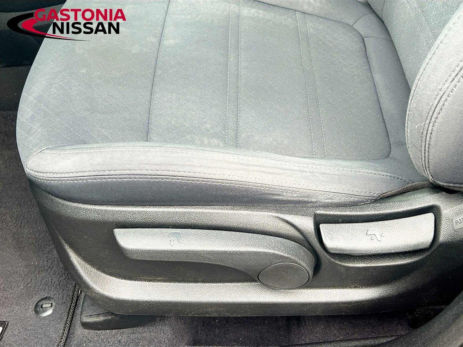 Used 2019 Kia Sorento LX image 25