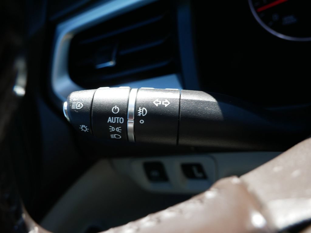 Used 2019 GMC Acadia SLT w/ LPO, Floor Liner Package AWD/4WD image 36
