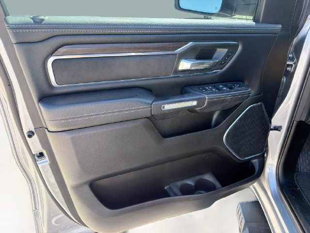 Used 2025 RAM 1500 Laramie w/ Sport Appearance Package AWD/4WD image 20