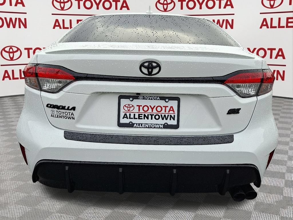 Used 2023 Toyota Corolla SE FWD image 6