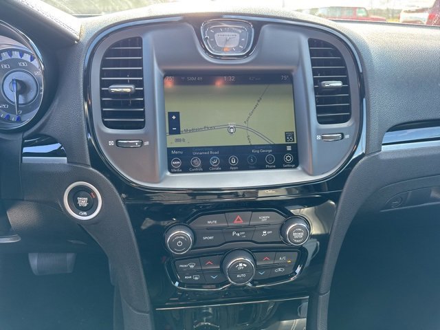 Used 2023 Chrysler 300 S image 21