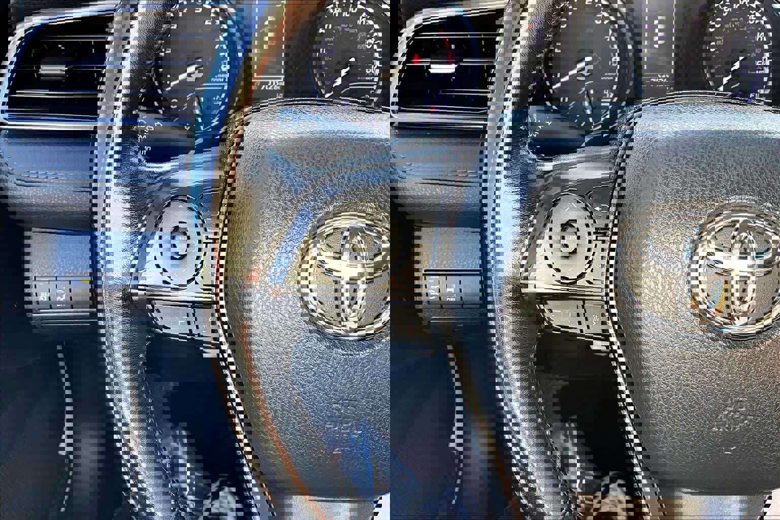 Used 2021 Toyota Camry SE image 23