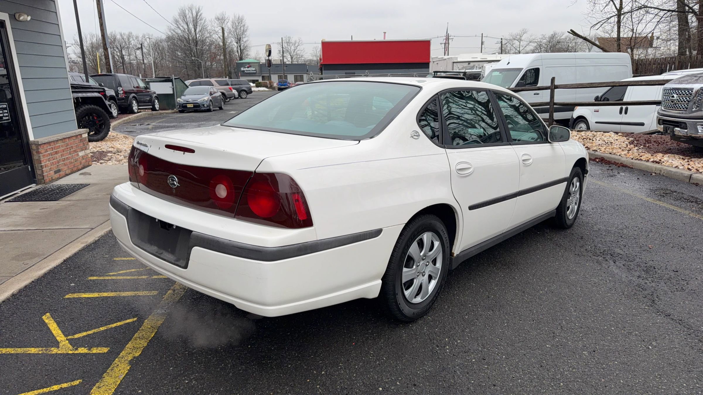 Used 2004 Chevrolet Impala Sedan image 5