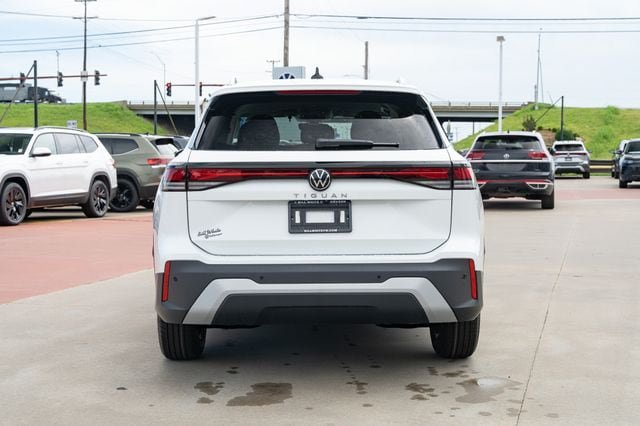 New 2026 Volkswagen Tiguan S FWD image 5