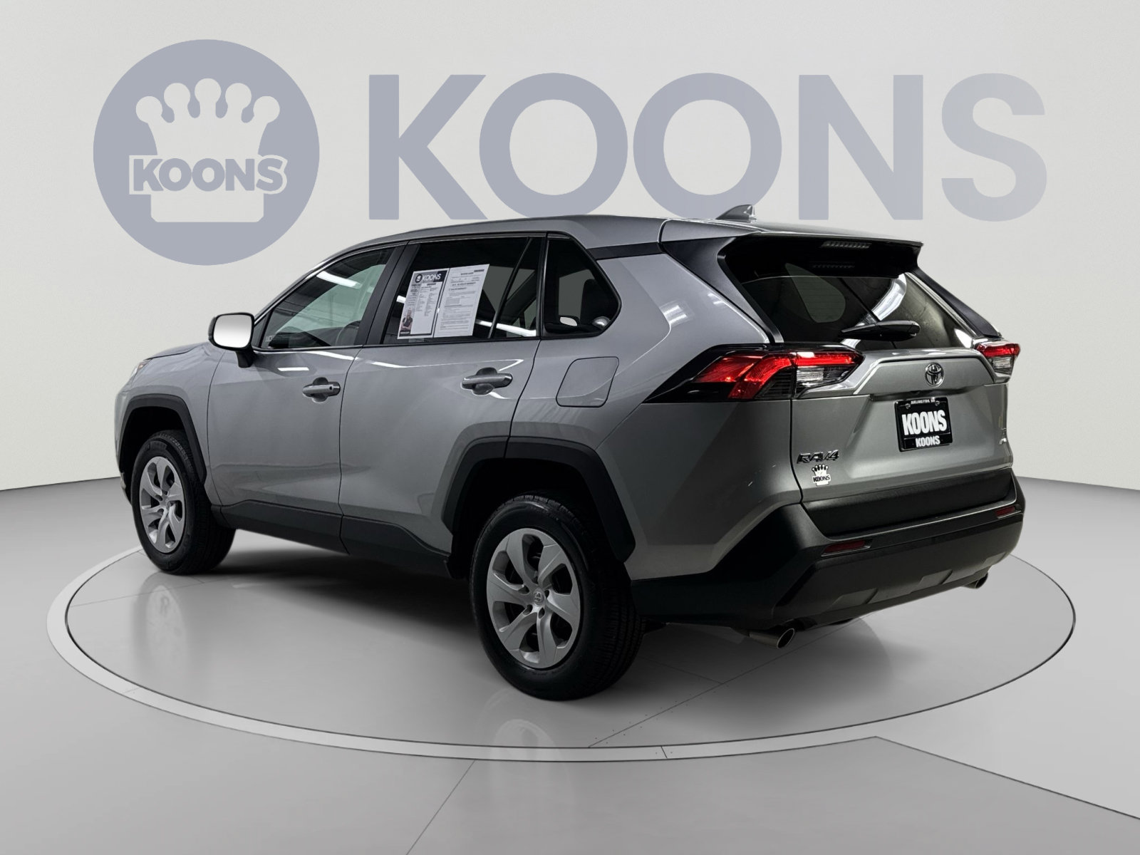 Used 2025 Toyota RAV4 LE AWD/4WD image 18