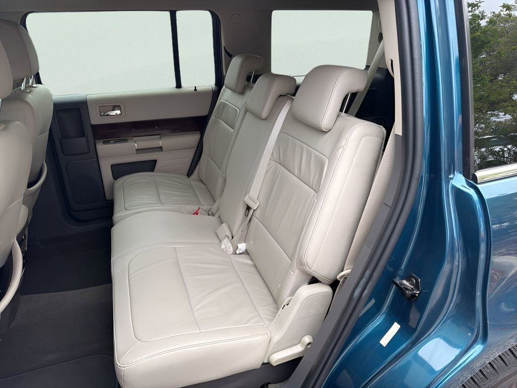 Used 2011 Ford Flex SEL w/ Rapid Spec Order Code image 20