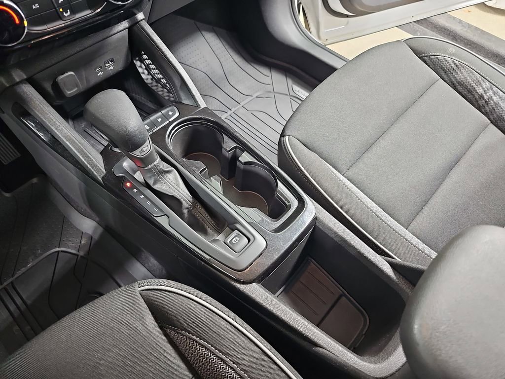 Certified 2024 Chevrolet TrailBlazer LT w/ Driver Confidence Package image 29