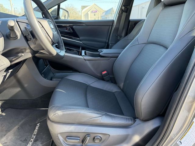 Used 2023 Subaru Solterra AWD image 11