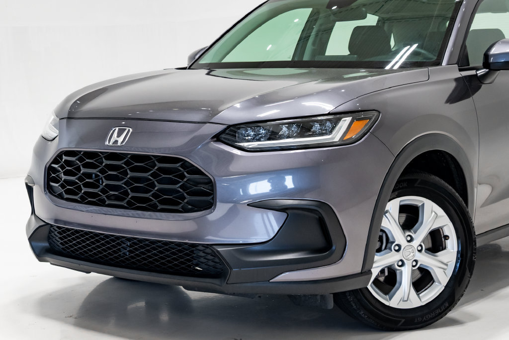Used 2025 Honda HR-V LX image 4