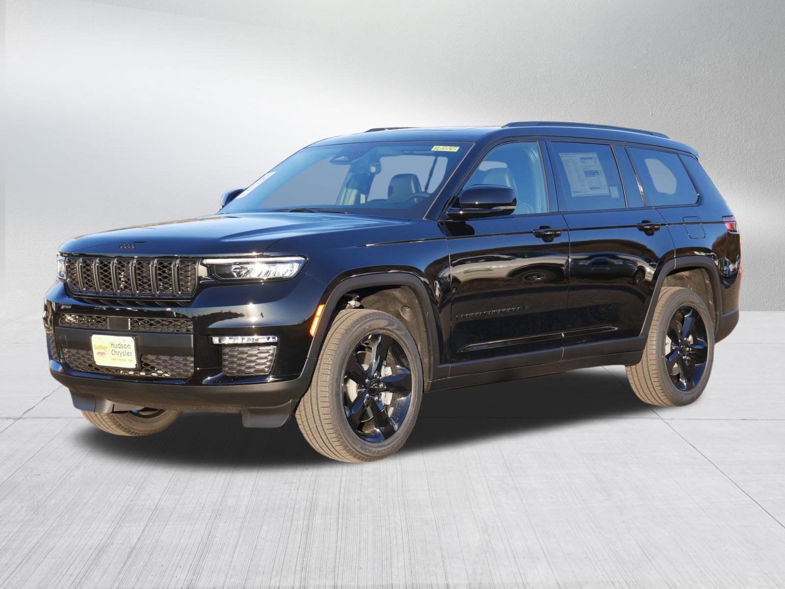 New 2025 Jeep Grand Cherokee L Limited w/ Black Appearance Package image 4